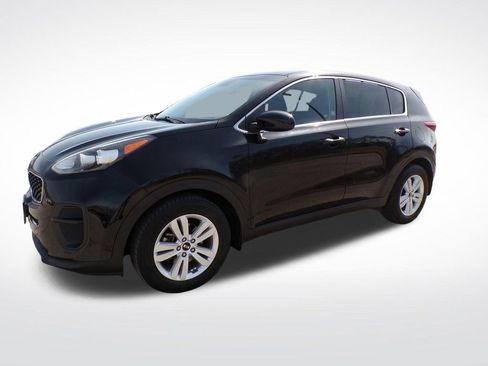 Used 2017 Kia Sportage LX FWD image 2
