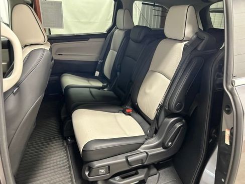 Certified 2026 Honda Odyssey Elite image 19