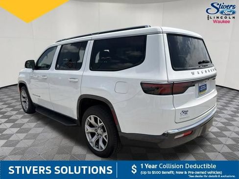 Used 2022 Jeep Wagoneer Series II AWD/4WD image 11