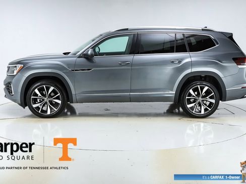 Used 2025 Volkswagen Atlas SEL Premium R-Line image 42