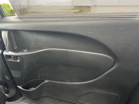 Used 2020 Chrysler Pacifica Touring-L w/ Advanced Safetytec Group image 14