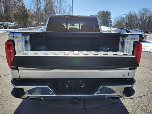 Used 2019 GMC Sierra 1500 SLT w/ SLT Premium Plus Package image 7