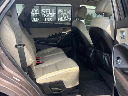 Used 2014 Hyundai Santa Fe GLS image 24