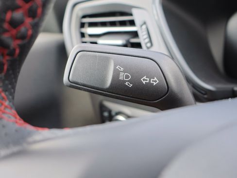 Used 2024 Ford Escape ST-Line w/ Equipment Group 301A image 16