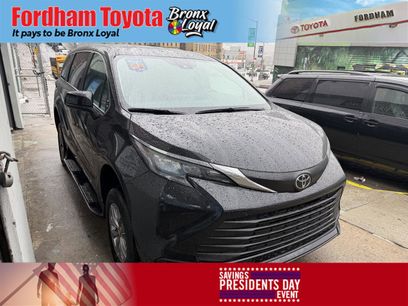 Used 2026 Toyota Sienna LE