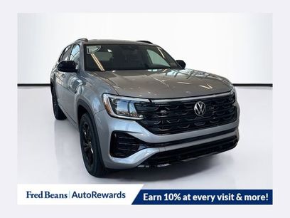 New 2026 Volkswagen Atlas Cross Sport SEL R-Line