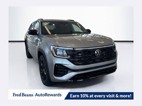 New 2026 Volkswagen Atlas Cross Sport SEL R-Line AWD/4WD image 1