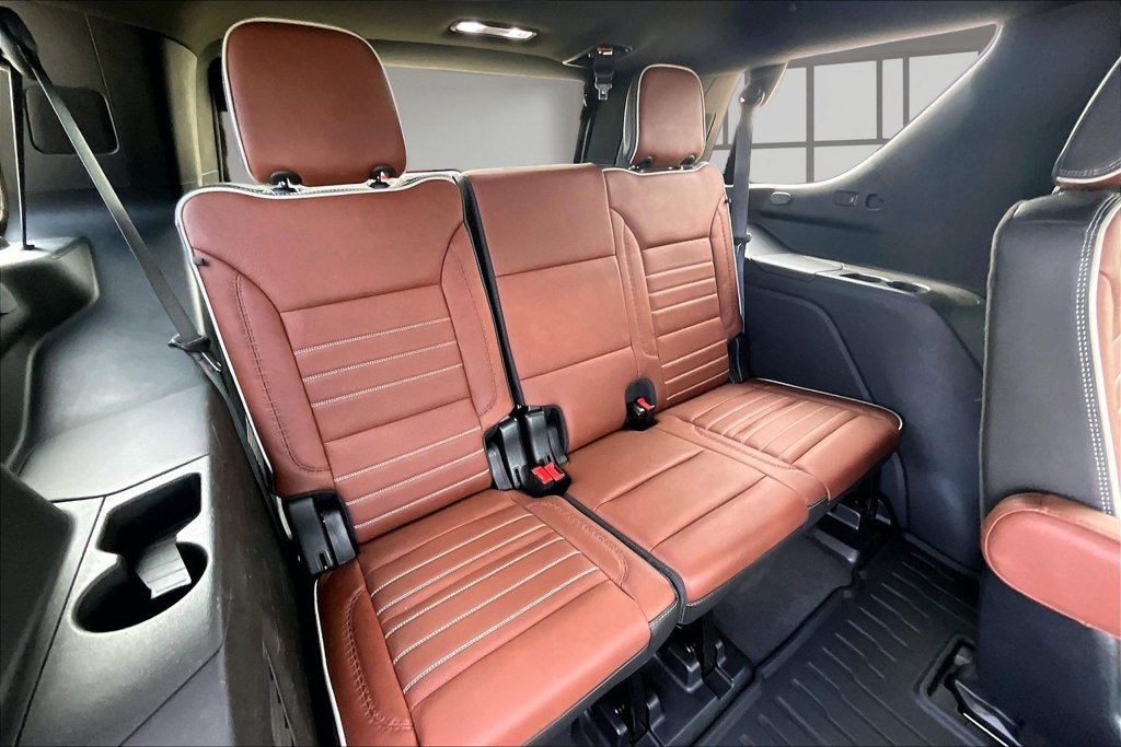 Used 2023 GMC Yukon Denali Ultimate AWD/4WD image 28