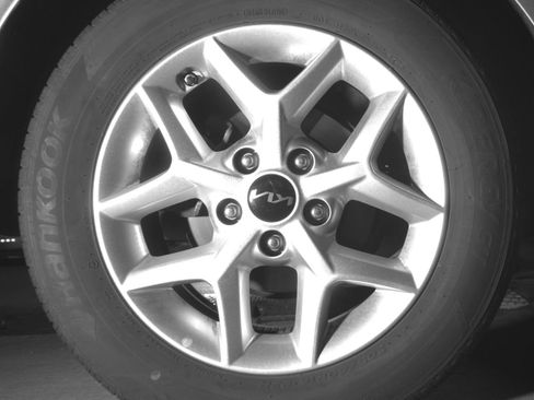 Used 2025 Kia Soul LX w/ LX Technology Package FWD image 15