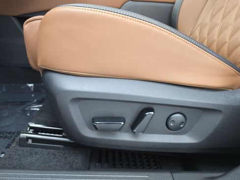 New 2026 Nissan Rogue Platinum w/ Platinum Premium Package AWD/4WD image 29
