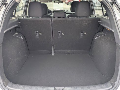 Used 2023 Nissan Kicks S image 12