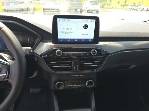 Certified 2023 Ford Escape Active AWD/4WD image 19