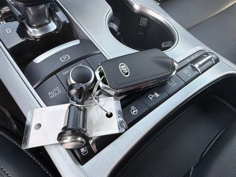 Used 2020 Kia Stinger GT2 image 33