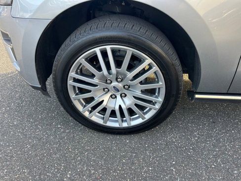 Certified 2024 Ford Expedition Limited image 31