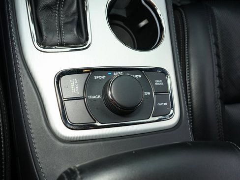 Used 2018 Jeep Grand Cherokee Trackhawk image 17