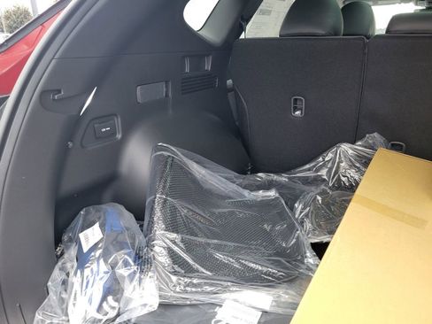 New 2026 Hyundai Tucson Limited image 39