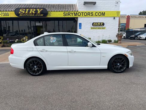 Used 2010 BMW 328i Sedan image 2