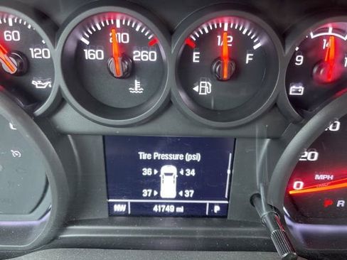 Used 2023 Chevrolet Silverado 1500 Custom image 14