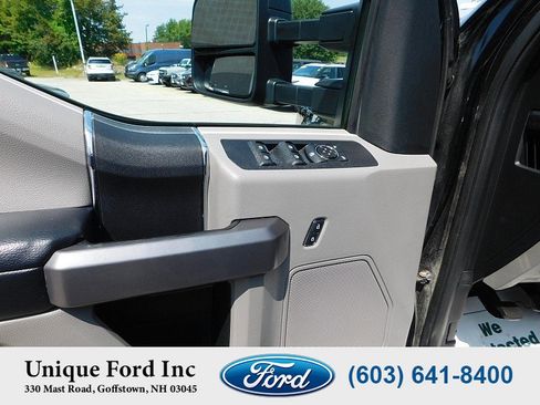 Used 2017 Ford F250 XLT w/ XLT Value Package image 13