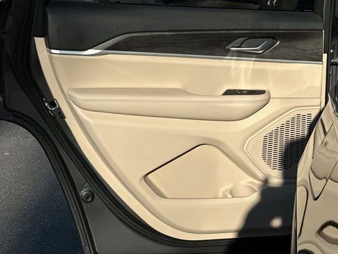 New 2025 Jeep Grand Cherokee L Limited image 20