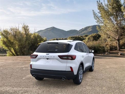 New 2026 Ford Escape ST-Line w/ Tech Pack #1 image 8