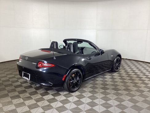 Used 2024 MAZDA MX-5 Miata Sport RWD image 25