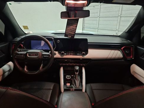 Used 2024 GMC Canyon AT4X image 21