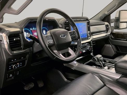 Used 2022 Ford F150 Lariat w/ Equipment Group 501A Mid AWD/4WD image 12