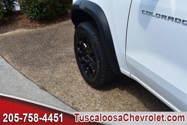 Used 2026 Chevrolet Colorado Trail Boss AWD/4WD image 17