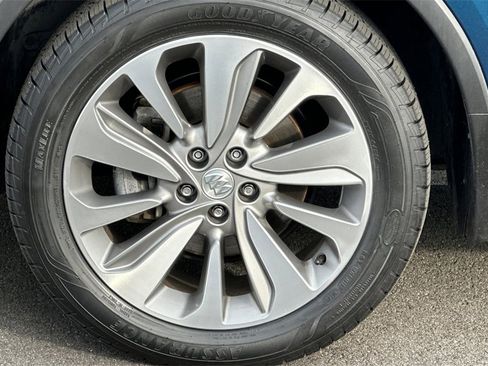 Used 2020 Buick Encore Preferred w/ Safety Package image 30