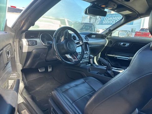 Certified 2022 Ford Mustang Premium image 5