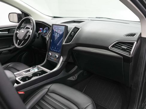 Certified 2024 Ford Edge SEL w/ Convenience Package AWD/4WD image 23
