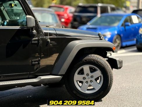 Used 2018 Jeep Wrangler Unlimited Sport S AWD/4WD image 11