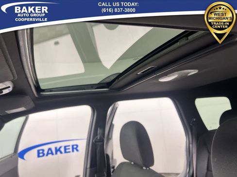 Used 2009 Ford Escape XLT image 16