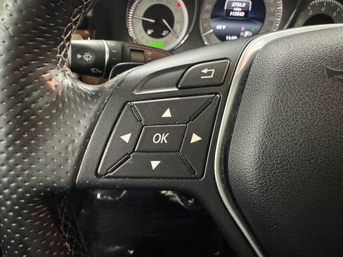 Used 2015 Mercedes-Benz GLK 350 4MATIC image 24