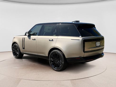 New 2026 Land Rover Range Rover SE AWD/4WD image 3