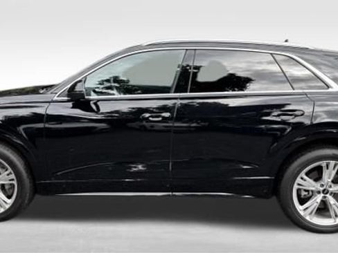 Used 2021 Audi Q8 Premium Plus w/ Premium Plus Package AWD/4WD image 4