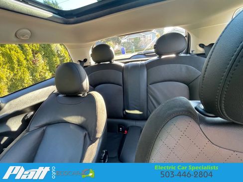 Used 2023 MINI Cooper SE image 38