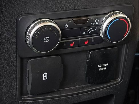 Used 2021 Ford Explorer Limited w/ Equipment Group 301A image 11