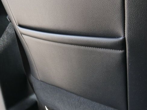 Used 2017 RAM 2500 Laramie w/ Sport Appearance Group image 29