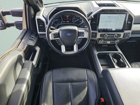 Used 2022 Ford F250 Lariat w/ Lariat Ultimate Package image 4