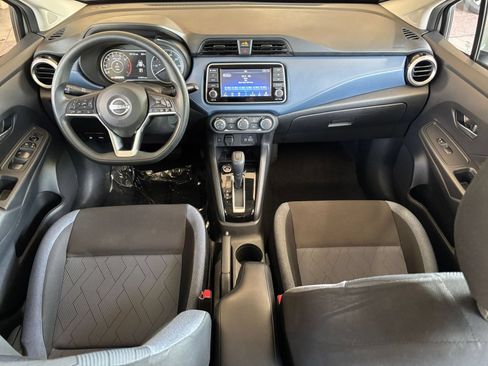 Used 2025 Nissan Versa SV FWD image 31