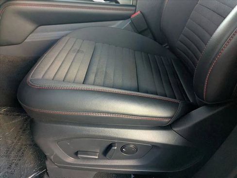 New 2025 Ford Explorer ST-Line w/ Premium Package image 4