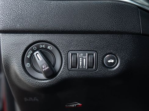 Used 2019 Dodge Charger Scat Pack w/ Stars & Stripes Edition image 38