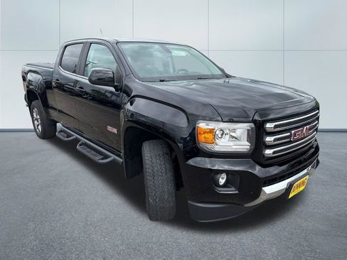 Used 2017 GMC Canyon SLE w/ All Terrain Package AWD/4WD image 5