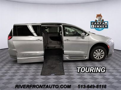 Used 2019 Chrysler Pacifica Touring-L