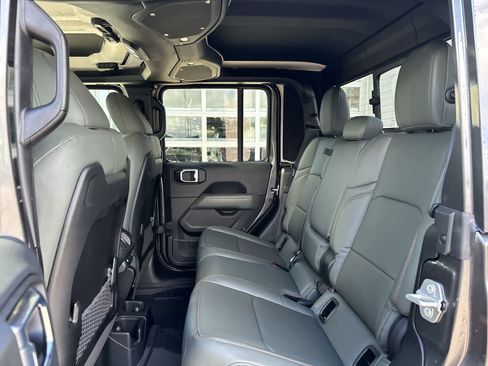 New 2026 Jeep Gladiator Mojave image 6