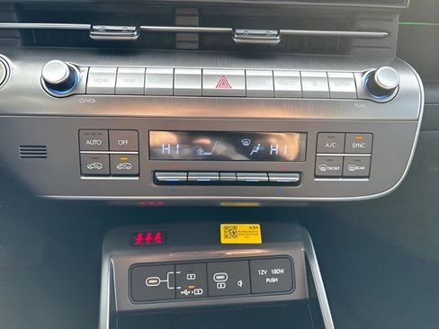 New 2026 Hyundai Kona SEL Premium AWD/4WD image 18
