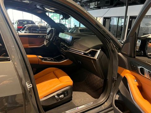 Used 2024 BMW X5 M60i AWD/4WD image 30