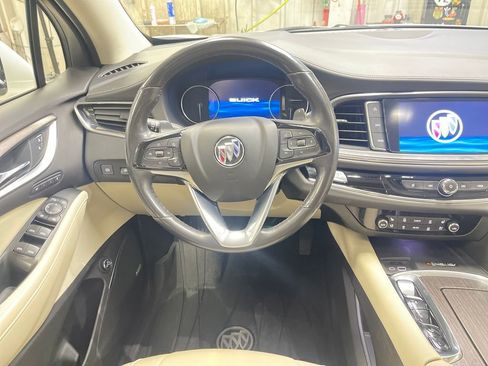 Certified 2023 Buick Enclave Avenir w/ Avenir Technology Package AWD/4WD image 17